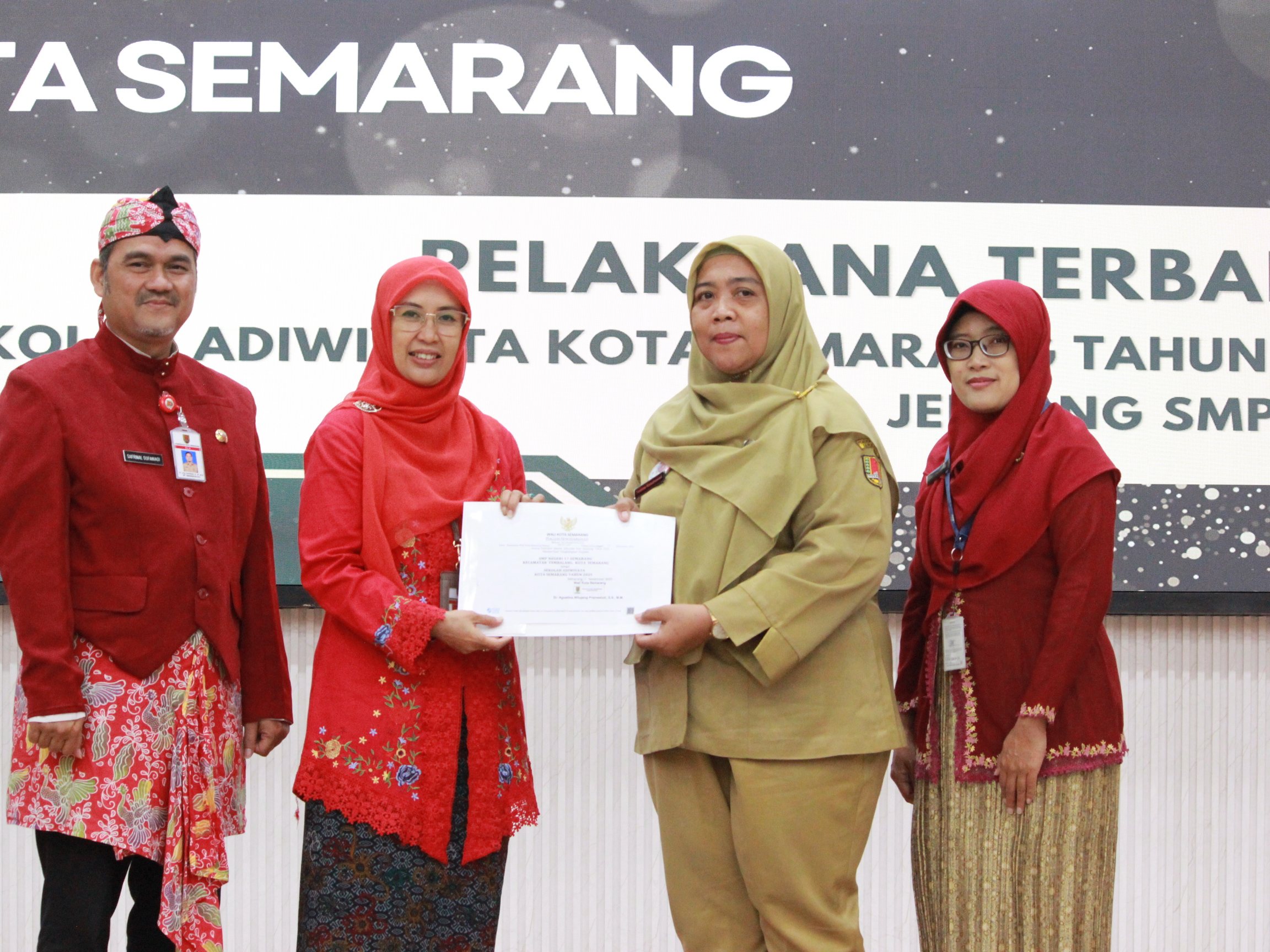 Foto Pemkot Semarang Apresiasi 5 Kelurahan Terbaik di Program Kampung Iklim
